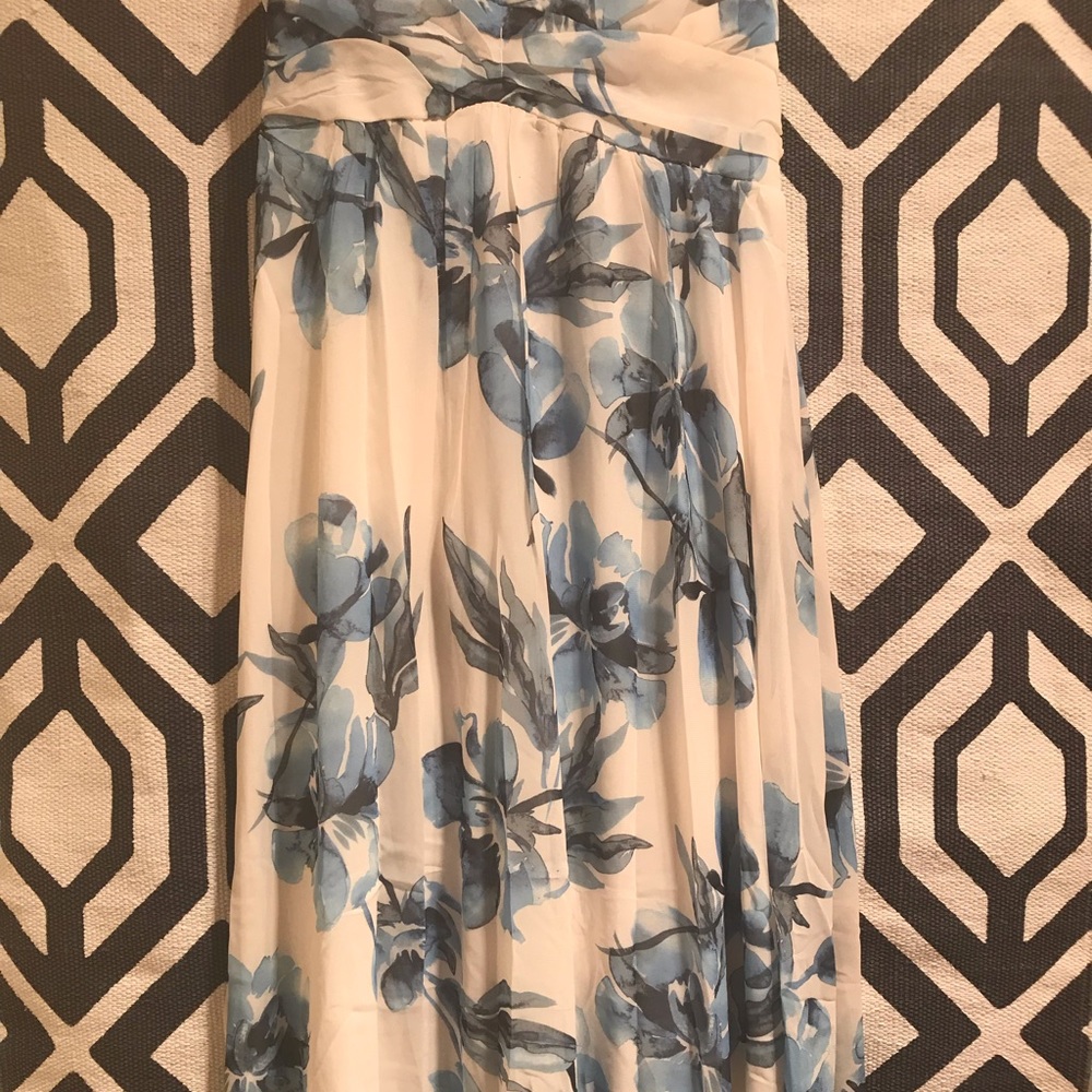 Floral Maxi Dress - Picture 4 of 7